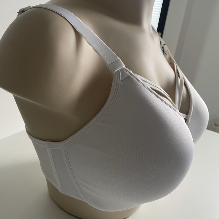 Marlies Dekkers  Prothese BH ()